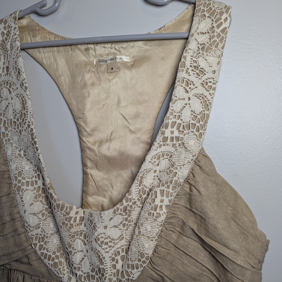 Molly New York Dresses & Skirts - Molly New York Women's Size 6 Linen Beige Lace Detail Midi Dress